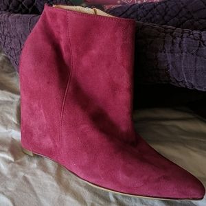 NWOT Cole Haan suede burgendy booties 4-5 inches